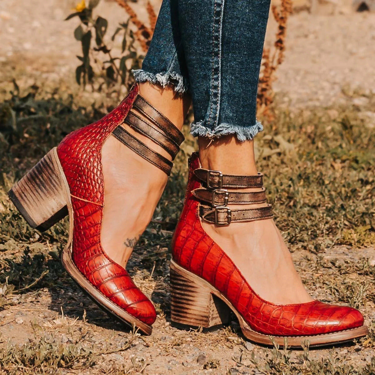 Lynor™ | Boho Buckle Heel Step Bold