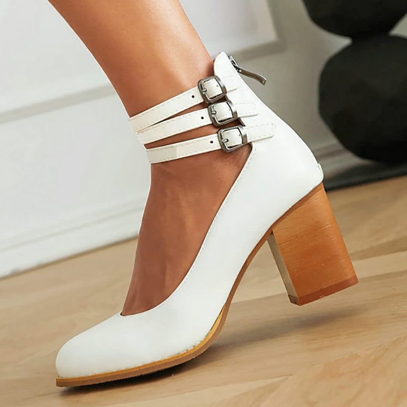 Lynor™ | Chunky Heel Sandals with Simple Ankle Strap – Minimalist Elegance, Maximum Stability