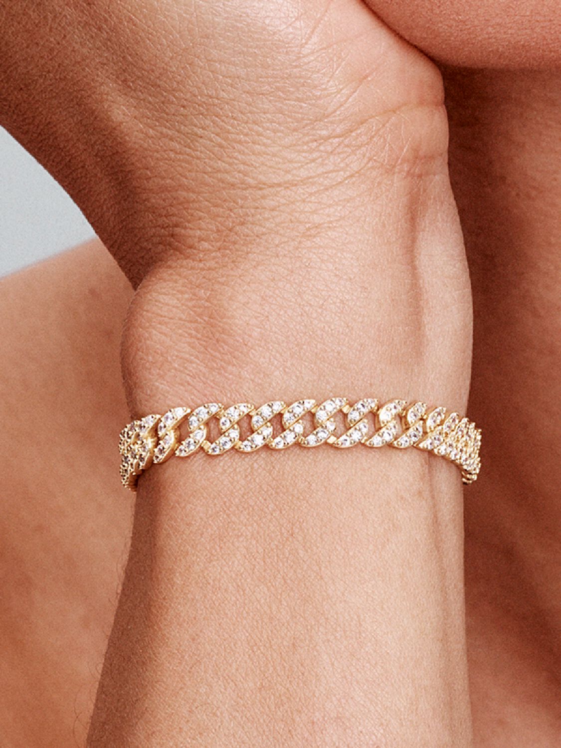 Lynor™ | Moissanite Cuban Bracelet – Bold 18K Gold with Dazzling Brilliance