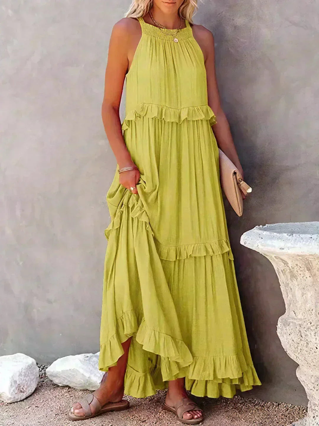 Lynor™ | Elegant Sleeveless Dress with Ruffles