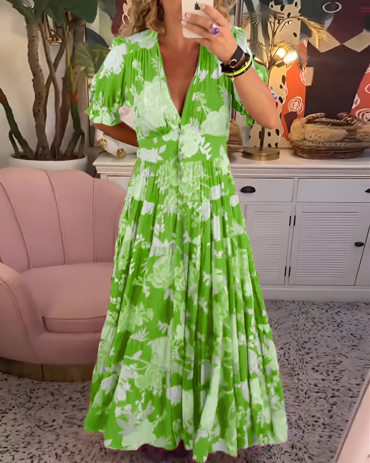Lynor™ | Floral Elegance for Bright Days