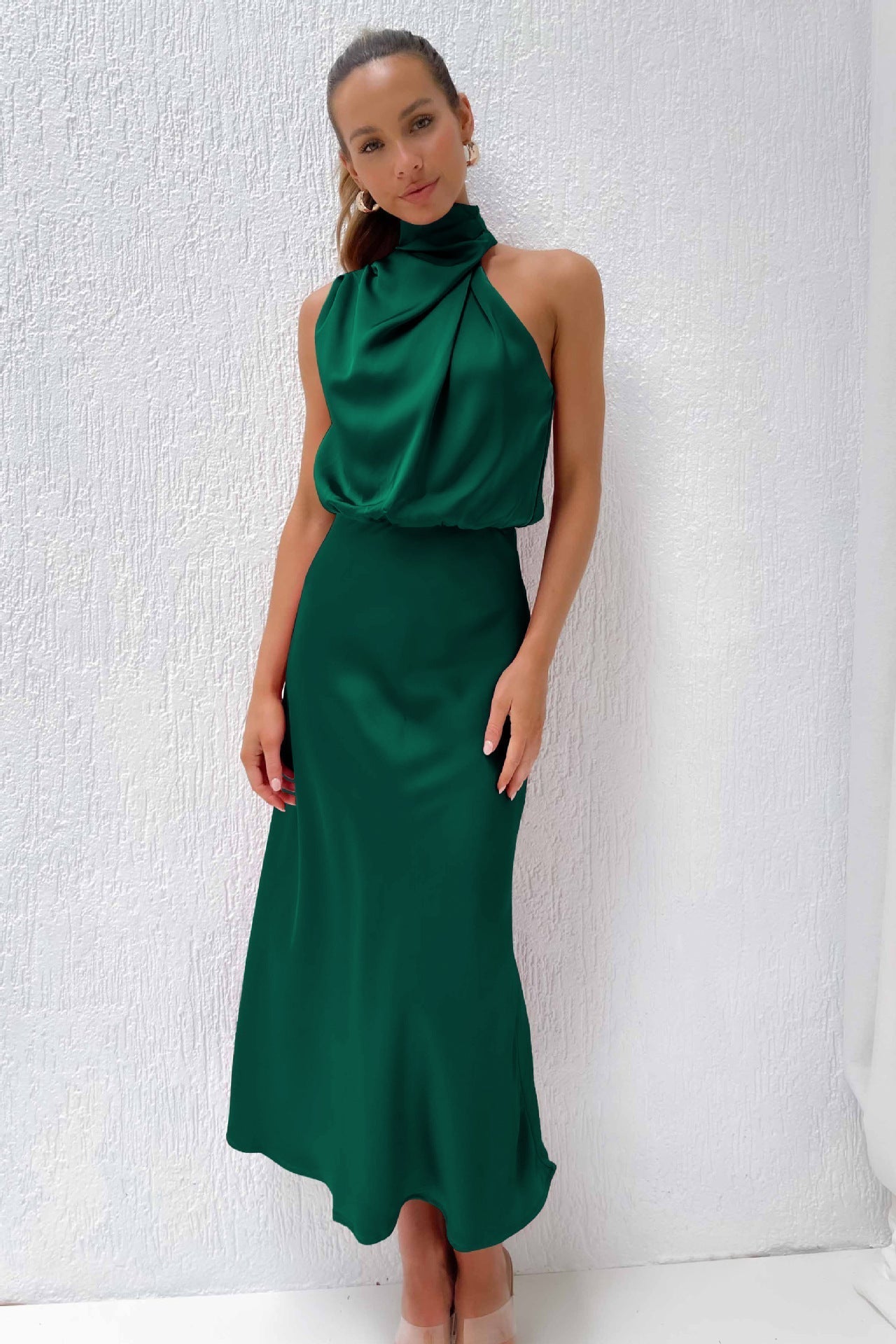 Lynor™ | Satin Halter Neck Maxi Dress – Luxurious Shine with Elegant Draping