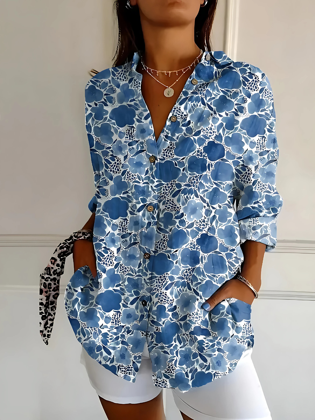 Lynor™ | Viviana Floral Wave Blouse Effortless Chic