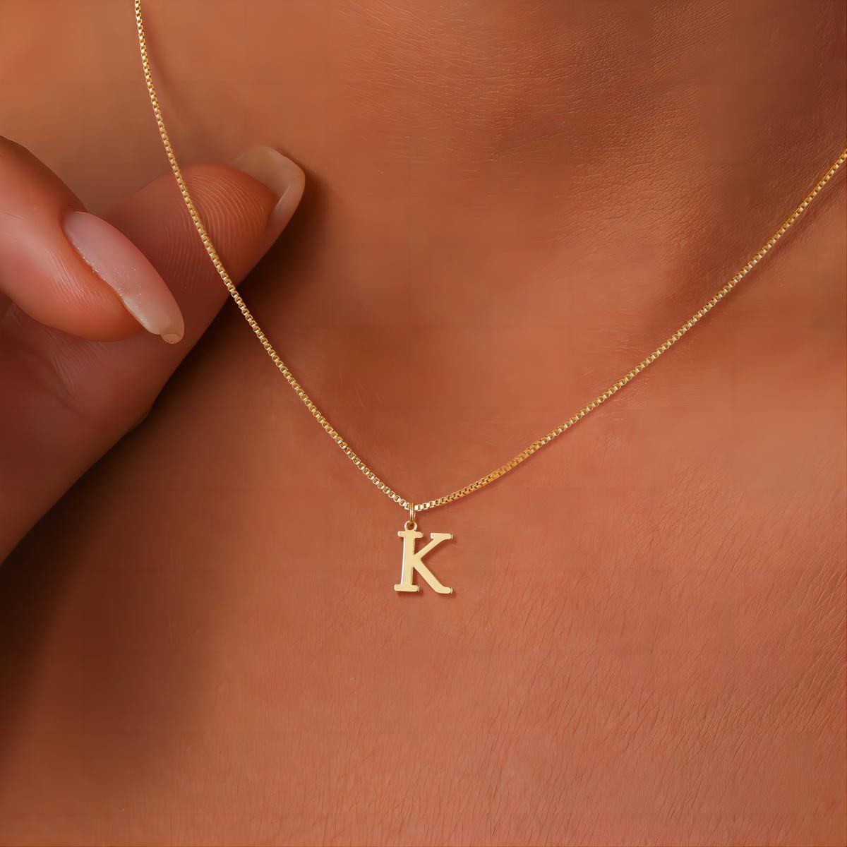 Lynor™ | Love Letter Initial Necklace – Personalized 18K Gold with Sentimental Charm