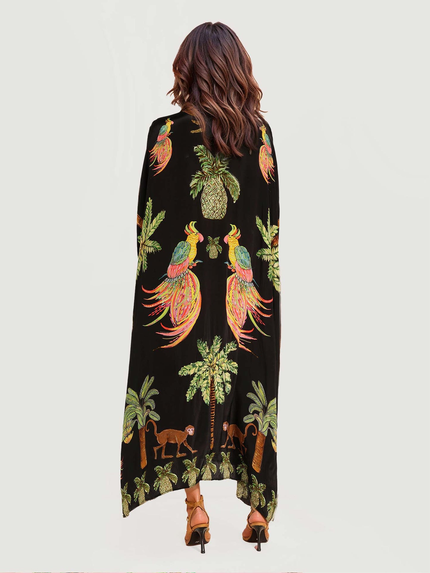 Lynor™ Long Black Dress with Vibrant Tropical Parrot Design