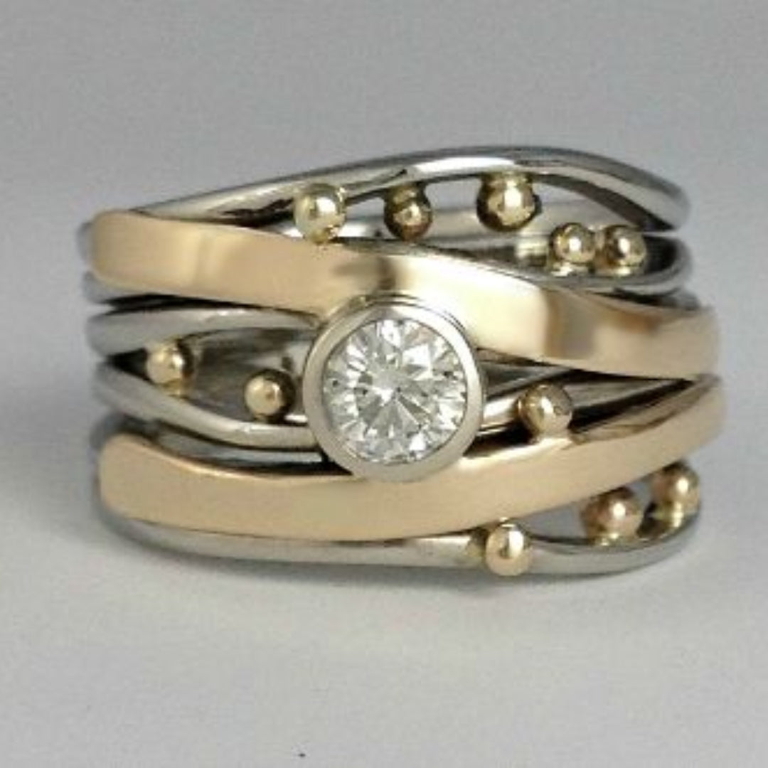 Lynor™ | Vintage Gold-Inlaid Zirconia Ring