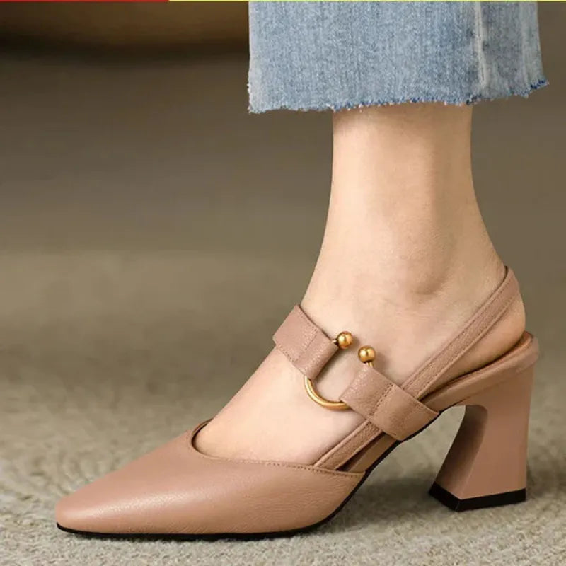 Lynor™ | Comfort Heels for an Active Lifestyle