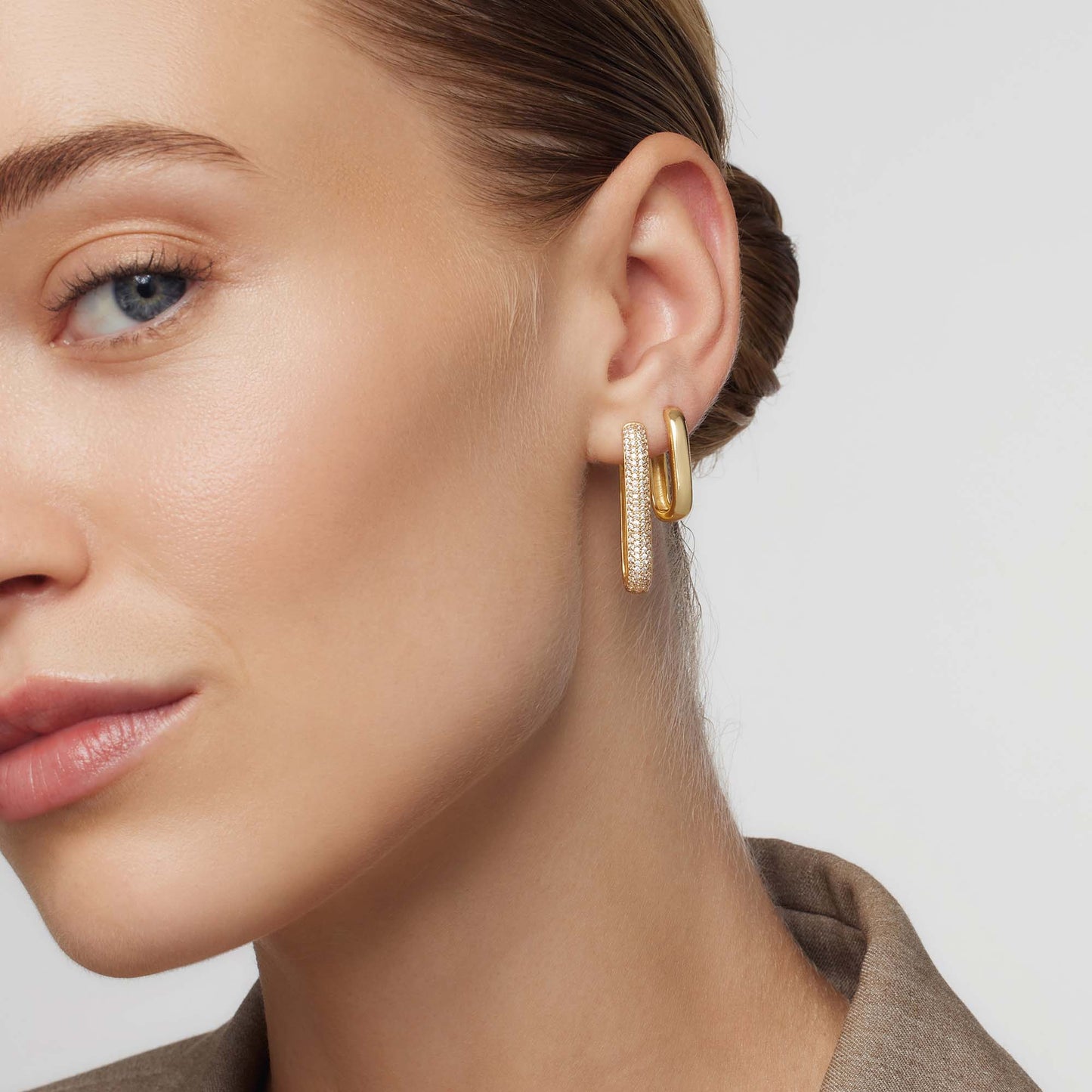 Lynor™ | Icon Pavé Rings – Bold 16K Gold Glamour with Sparkling Detail