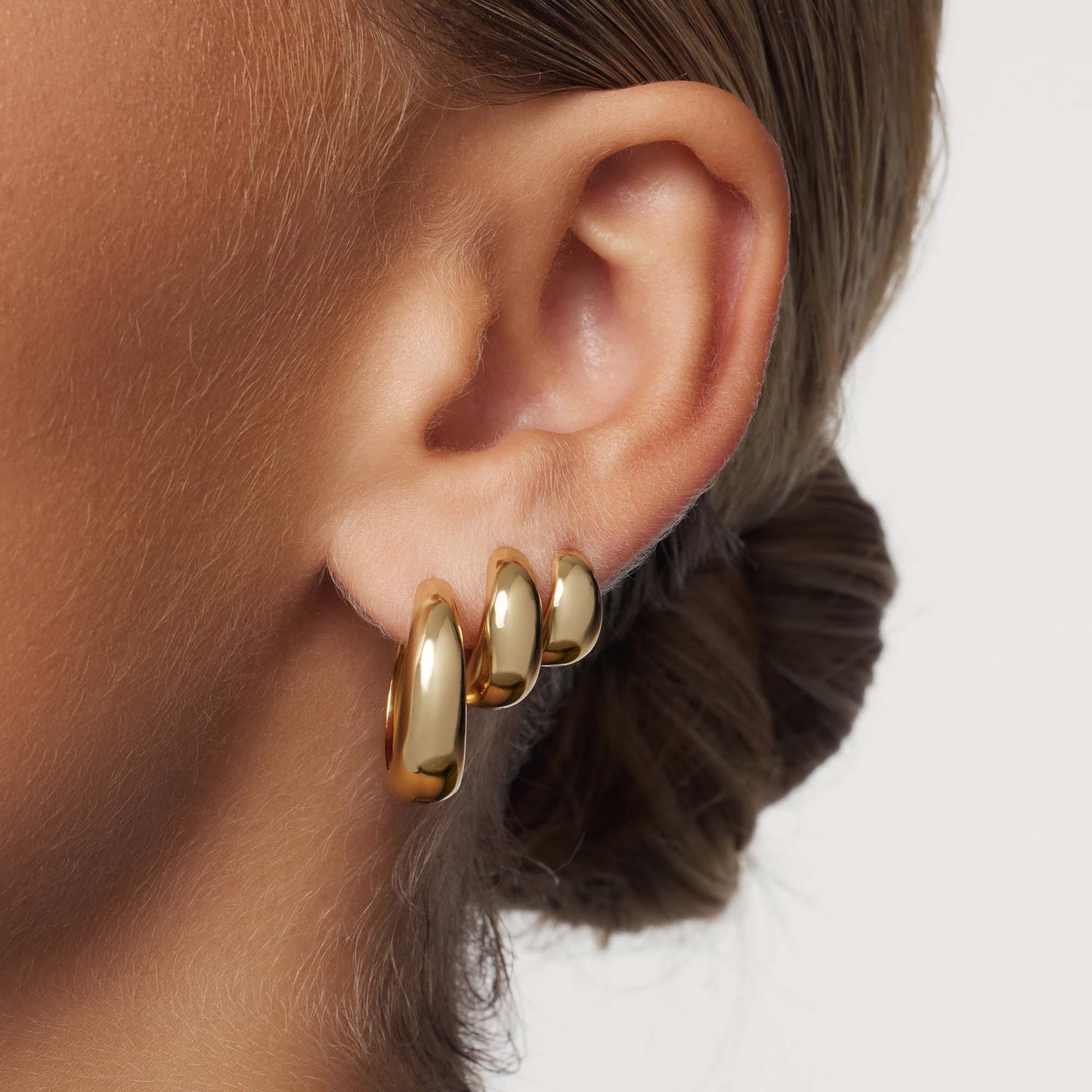 Lynor™ | Rue Statement Hoops – Bold 18K Gold Elegance with a Sculptural Edge