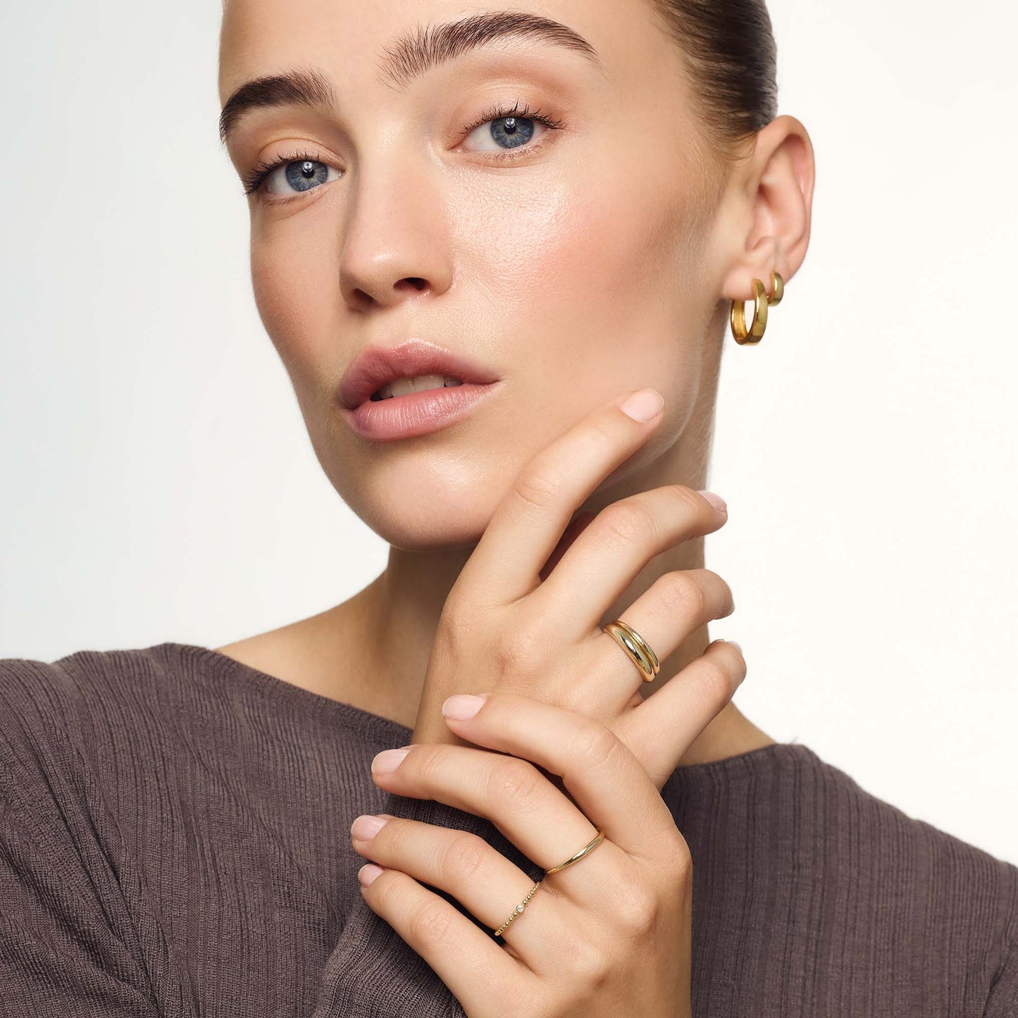 Lynor™ | Gia Rings – Sculptural 18K Gold Elegance with Bold Character