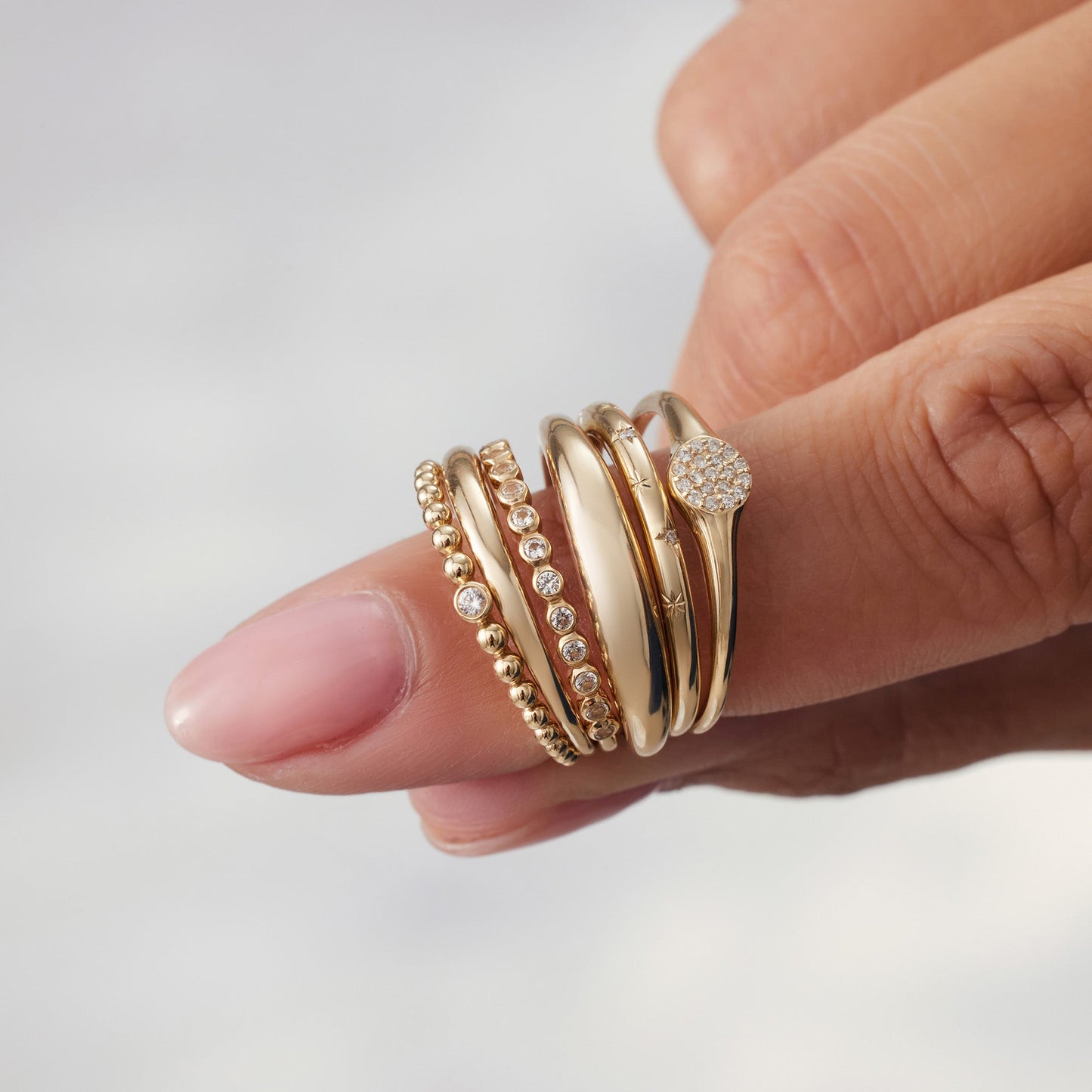 Lynor™ | Midi Dome Ring – Sleek 14K Gold in a Timeless Silhouette