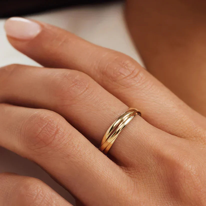Lynor™ | Léna Trielle Ring – Elegant 14K Gold with a Modern Trio Design