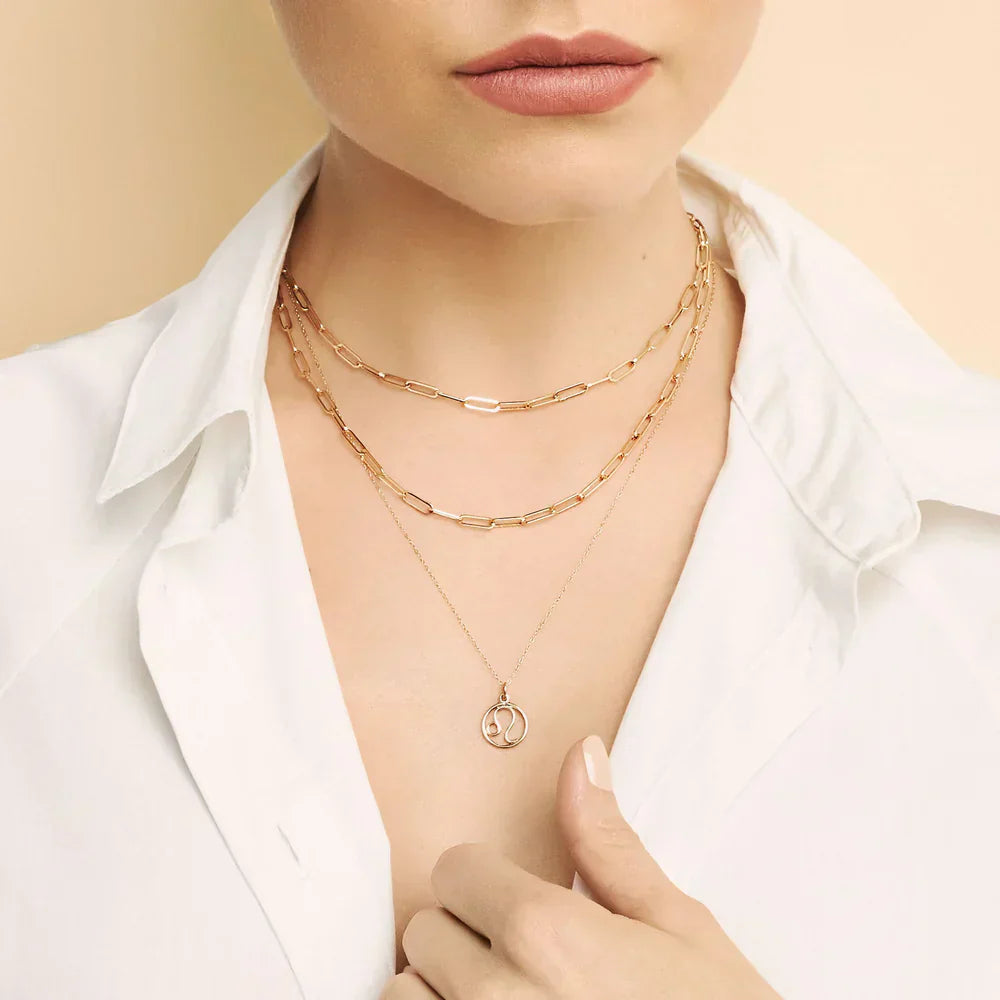 Lynor™ | Zodiac Necklace – Personalized 18K Gold with Celestial Charm