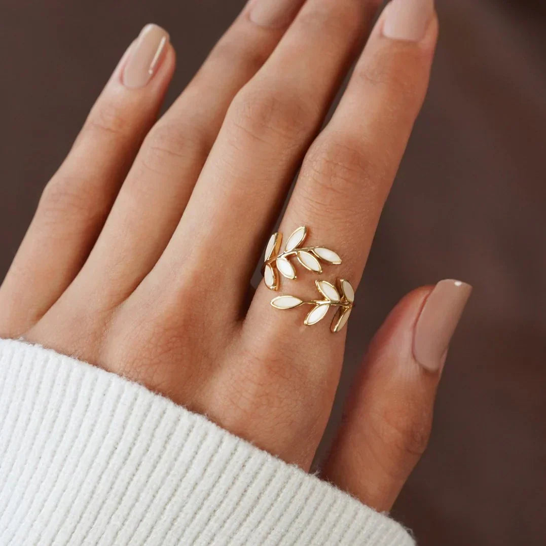 Lynor™ | White Opal Leaf Adjustable Ring – Ethereal Glow with Nature-Inspired Elegance