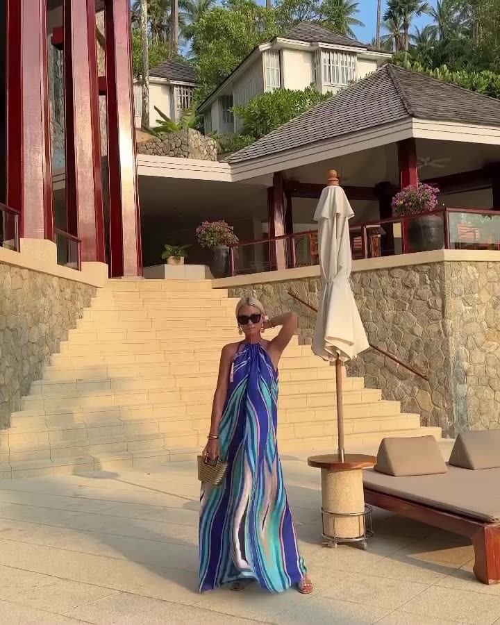Lynor™ | Halter Maxi Dress with Graceful Silhouette
