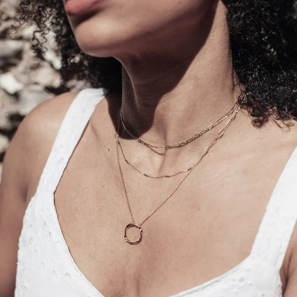 Lynor™ | Open Circle Triple-Layer Necklace – Elegant 18K Gold with Modern Dimension