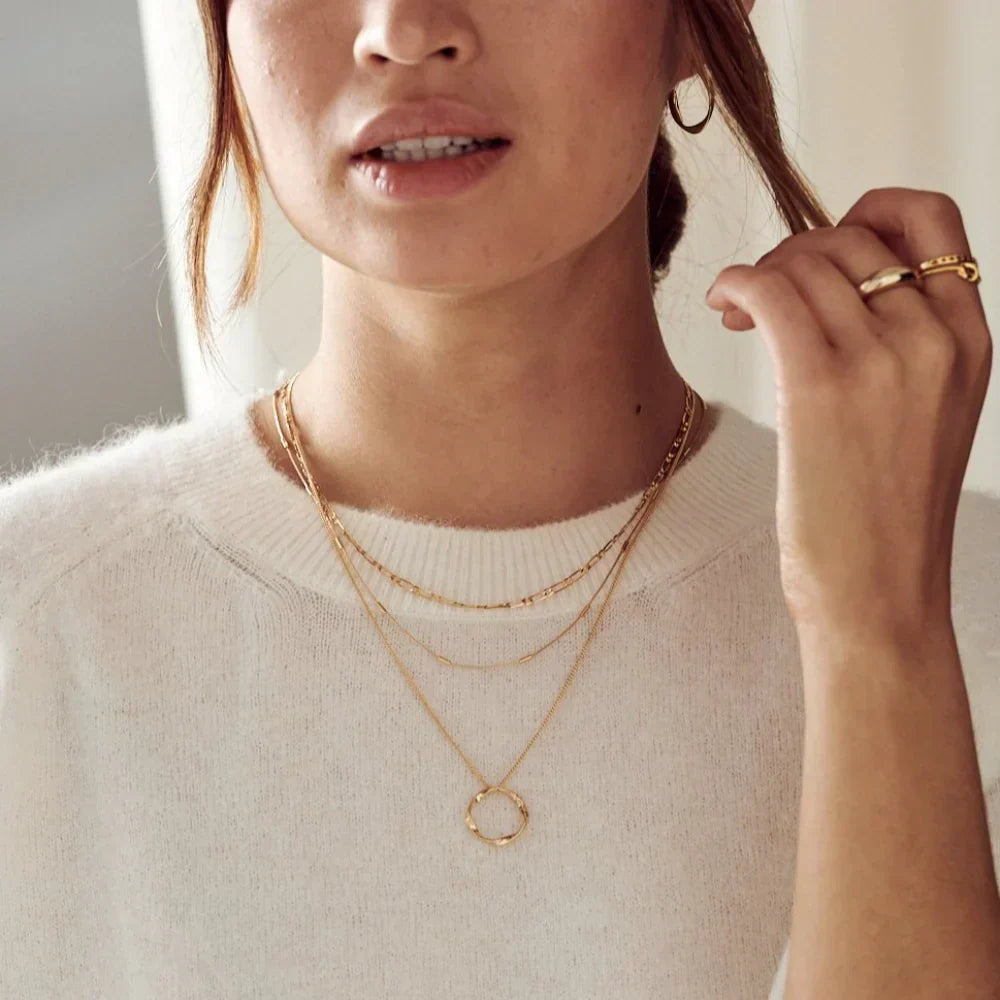Lynor™ | Open Circle Triple-Layer Necklace – Elegant 18K Gold with Modern Dimension