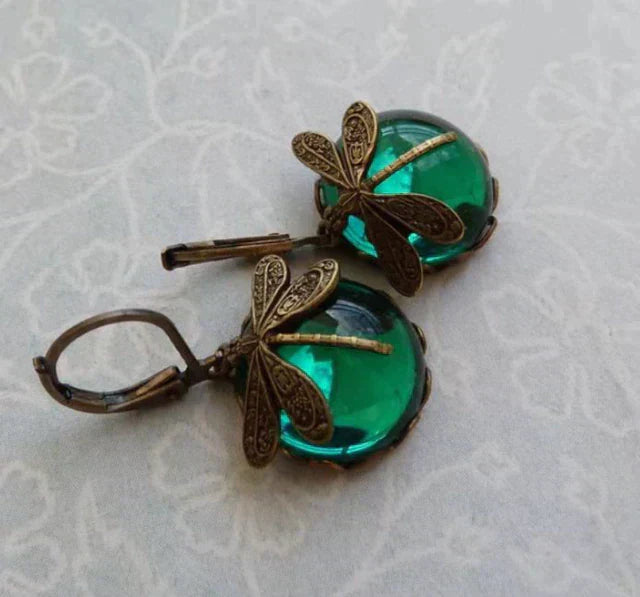 Lynor™ | Earrings in Antique Gold