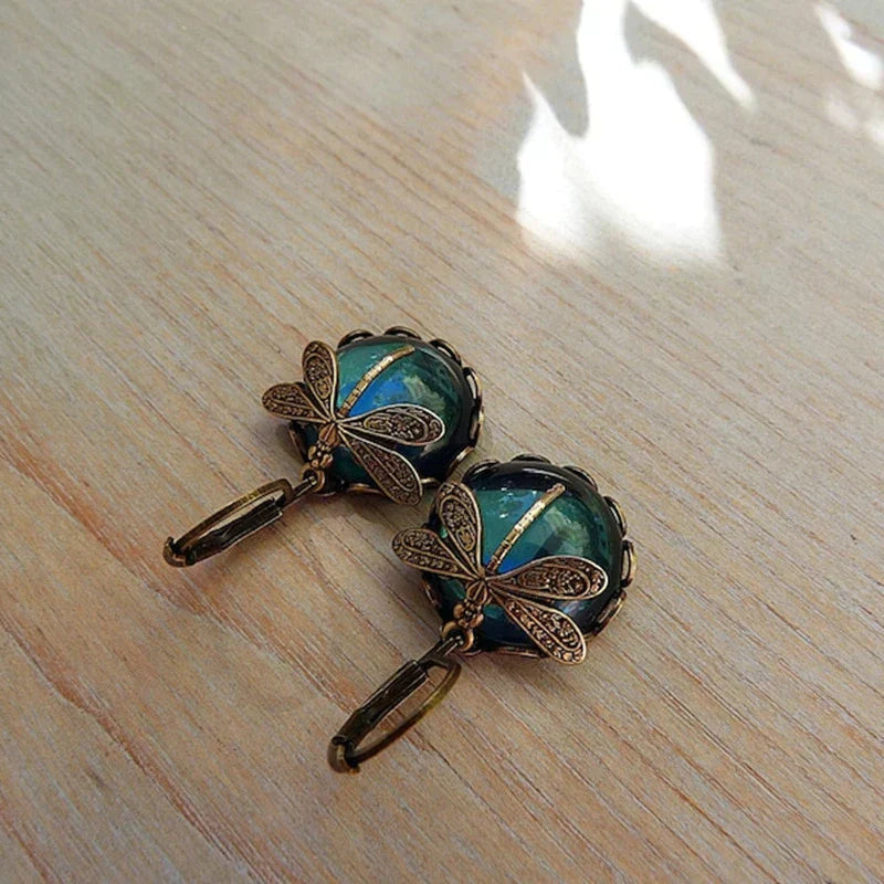 Lynor™ | Earrings in Antique Gold