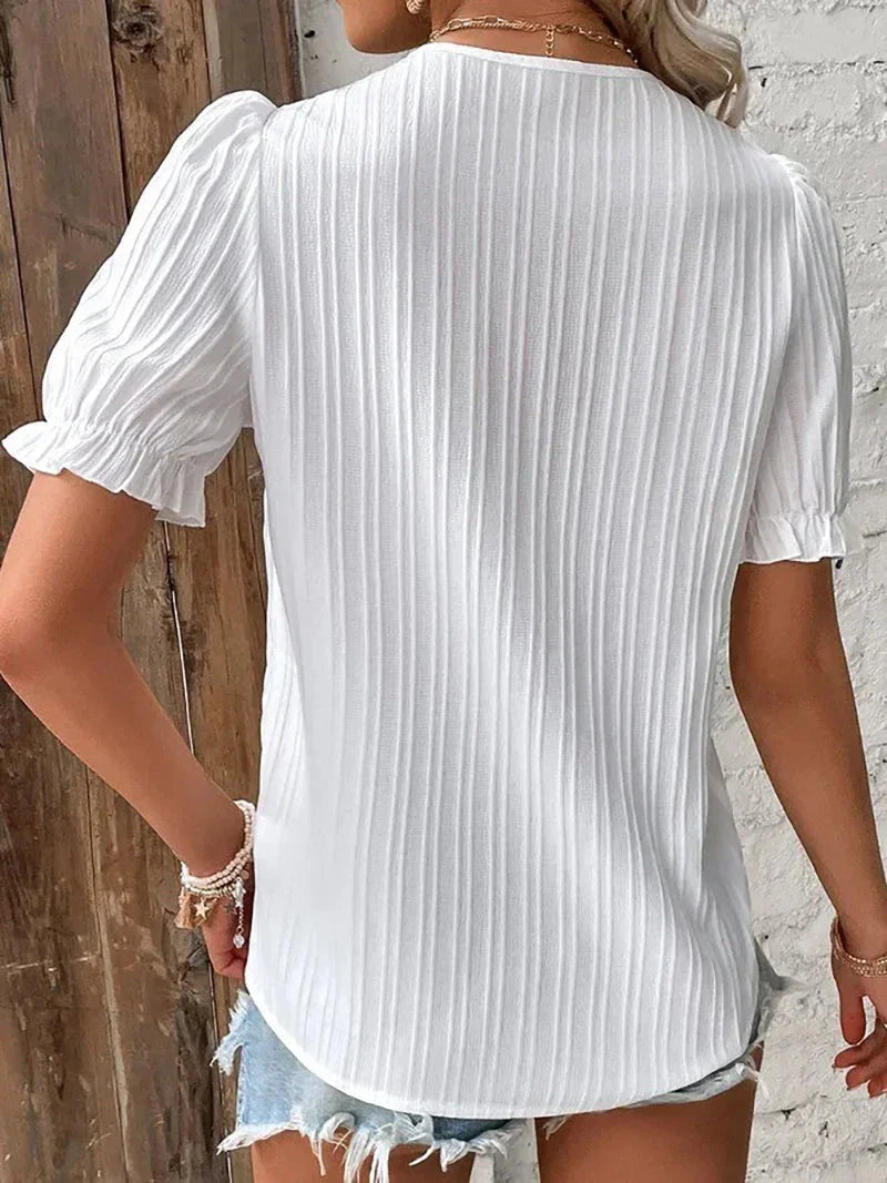 Lynor™ | Charming Blouse with Elegant Details