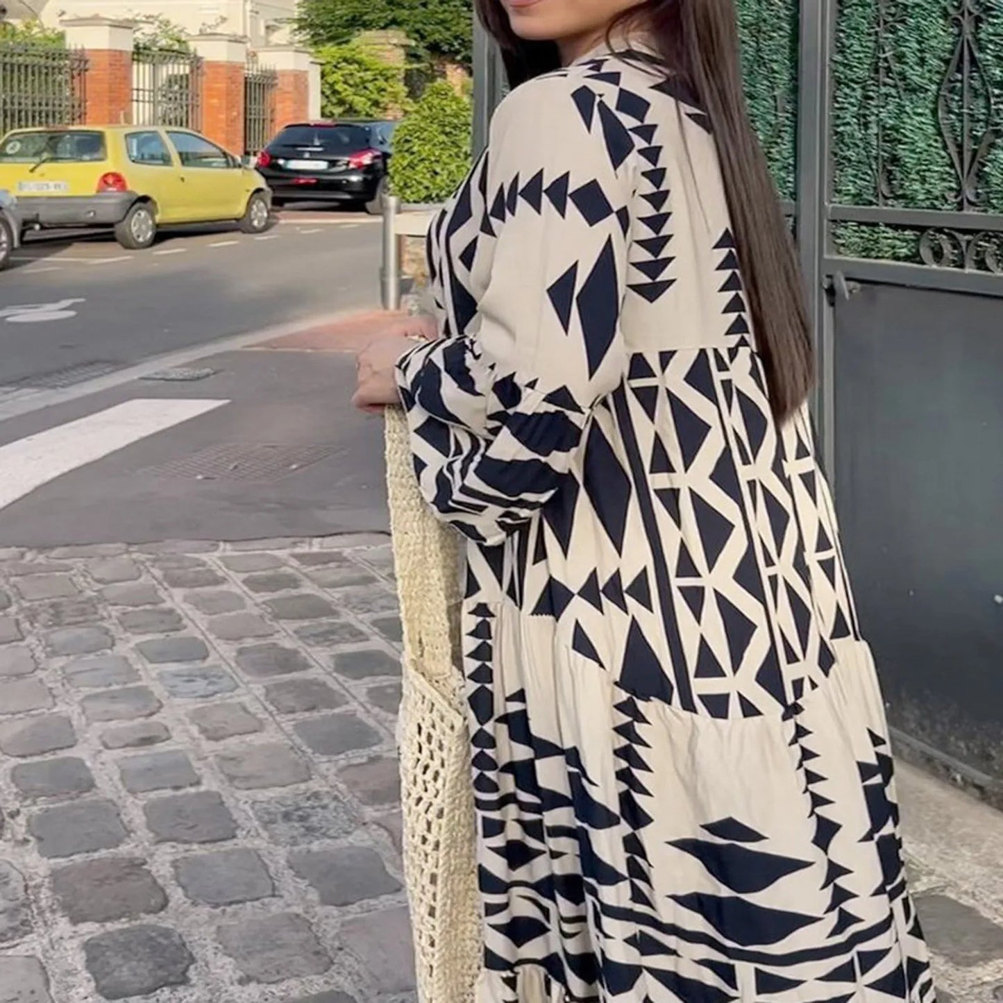 Lynor™ Light & Flowing Midi Dress – For Effortless Elegance