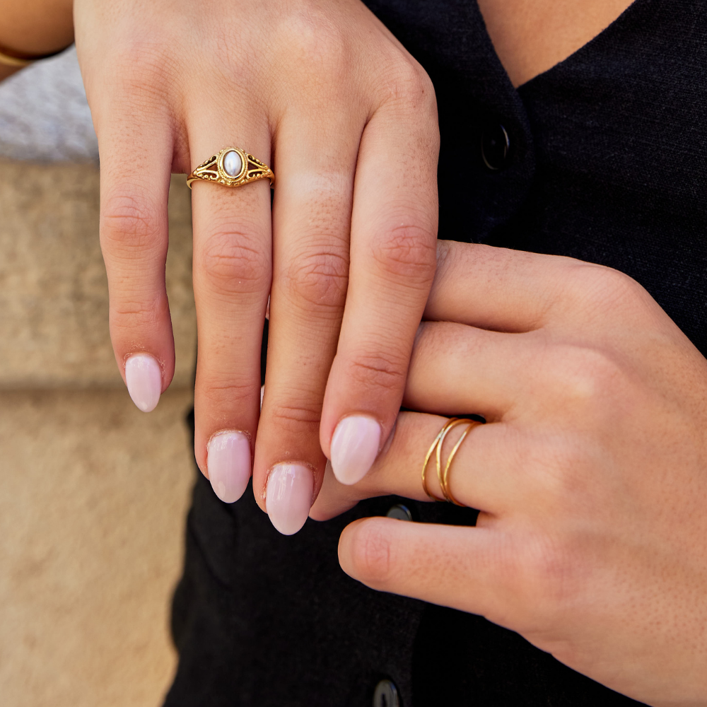 Lynor™ | Infinity Loop Gold Earrings