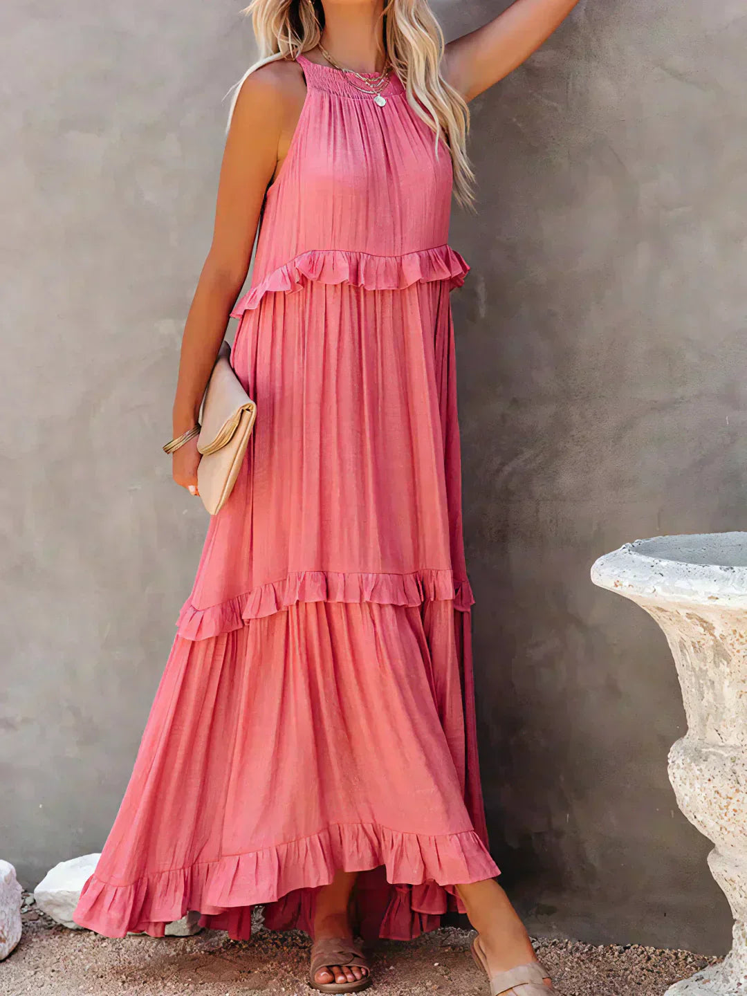 Lynor™ | Elegant Sleeveless Dress with Ruffles