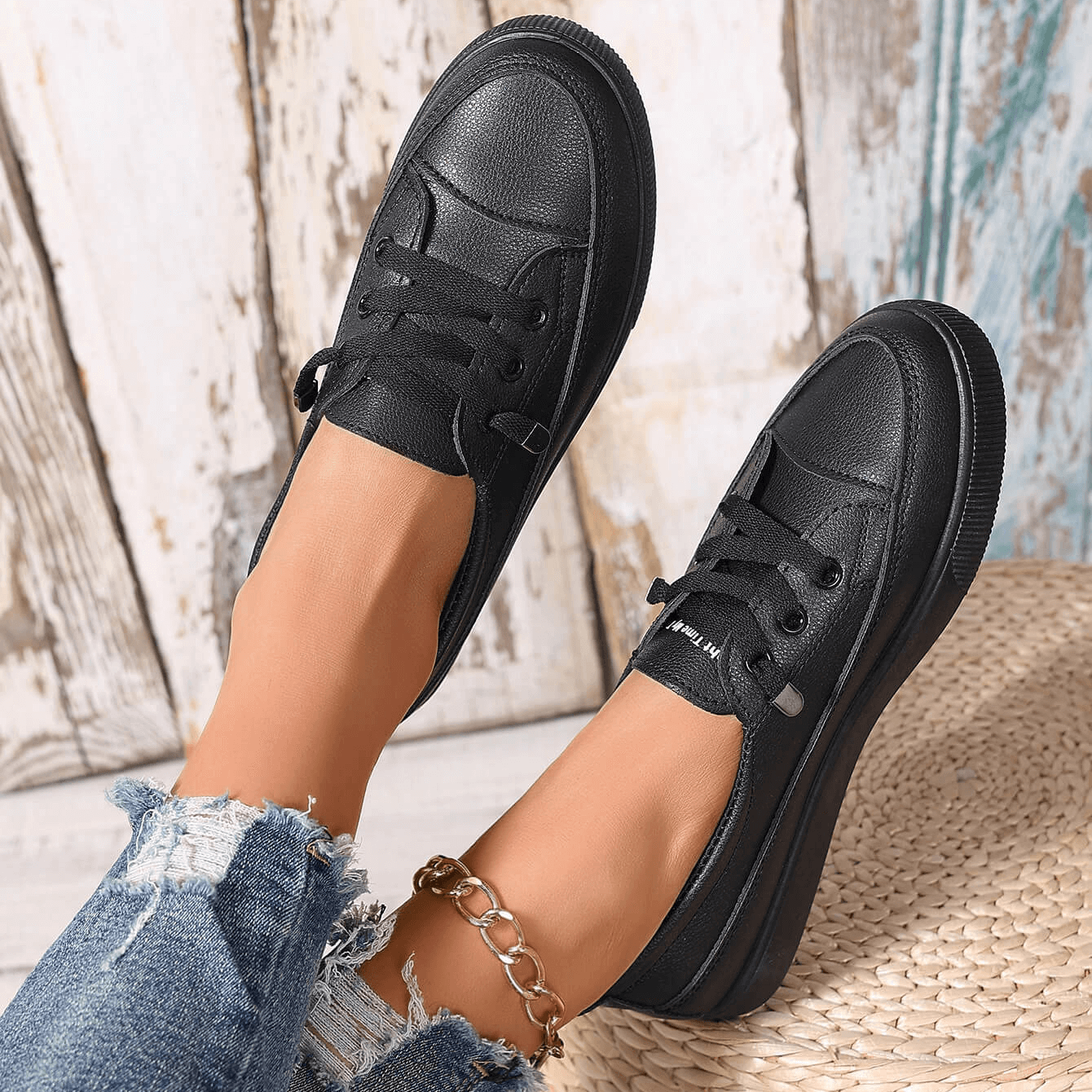 Lynor™ | Classic Lace-Up Casual Sneakers