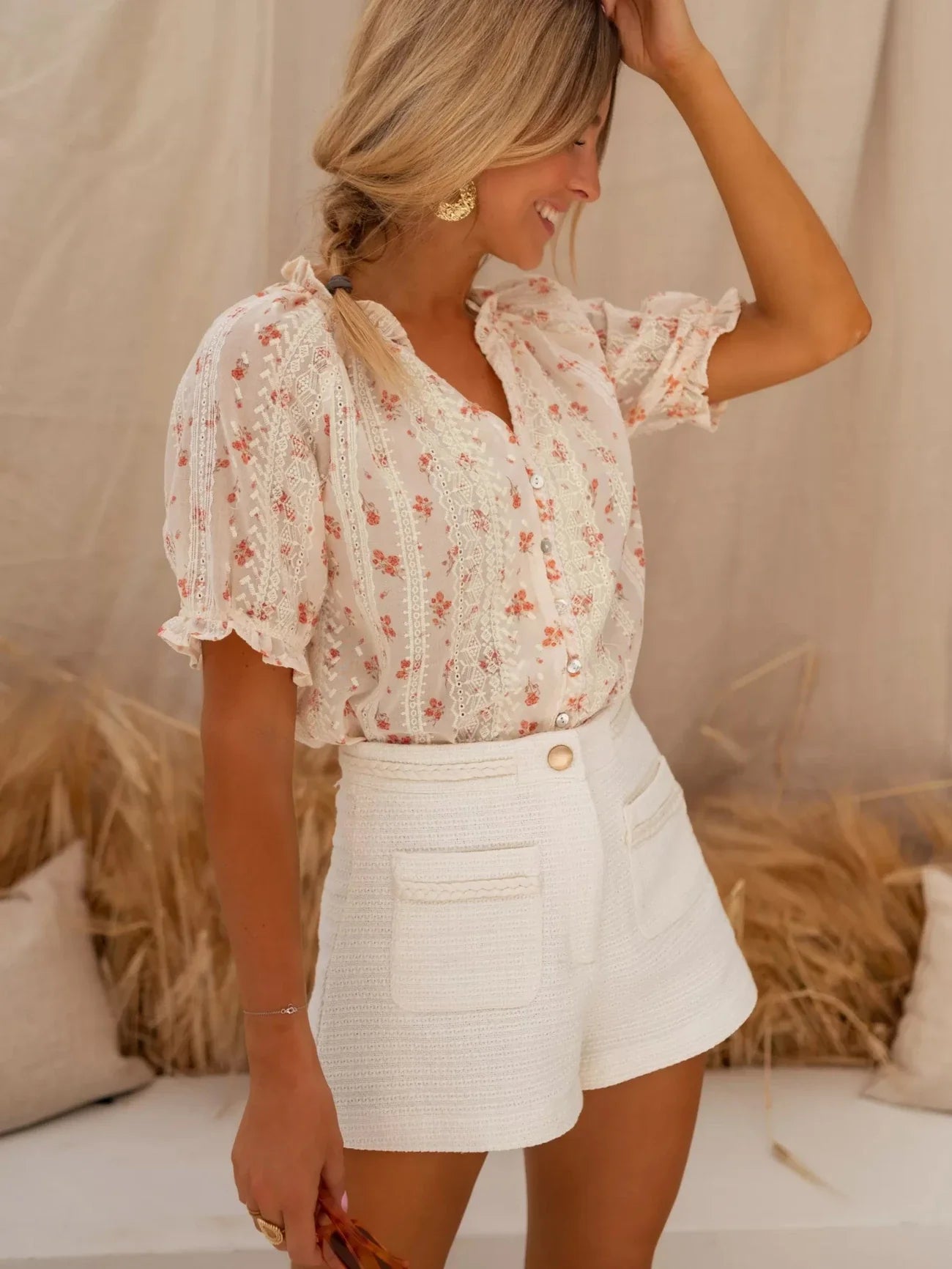 Lynor™ | Floral Elegance Blouse – Feminine Charm in Full Bloom