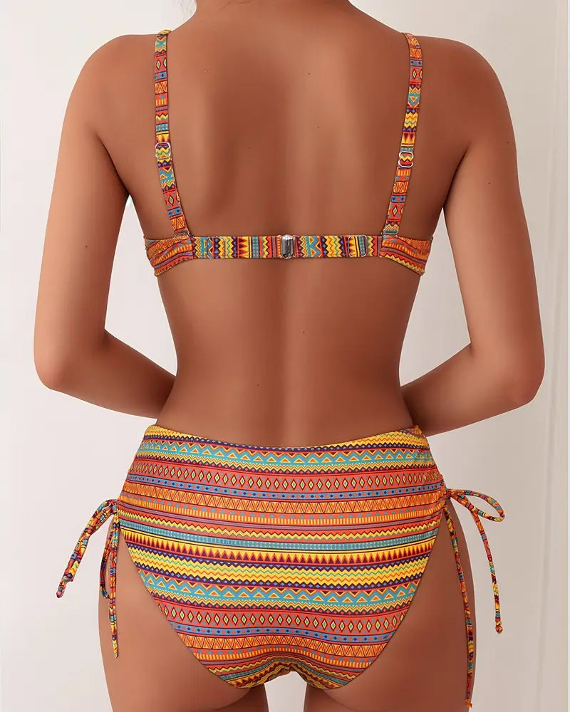 Lynor™ | Two-Piece Swimsuit – Striped Bikini Top