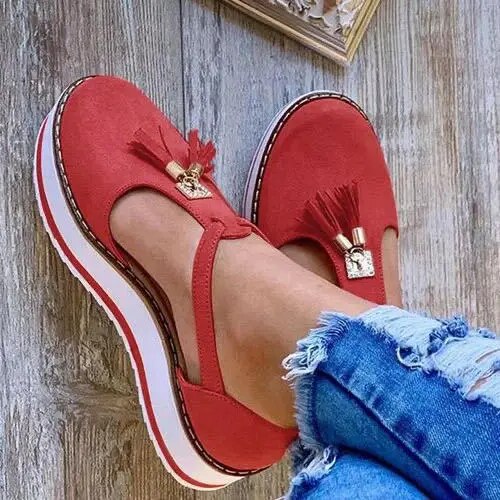 Lynor™ | Tassel Chic Loafer Step Bold