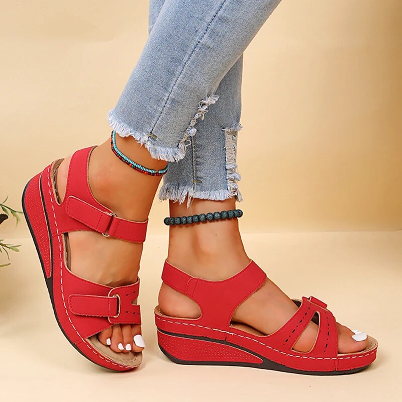 Lynor™ | Comfort Lift Sandal Walk Easy