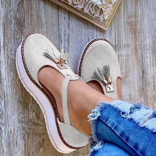 Lynor™ | Tassel Chic Loafer Step Bold