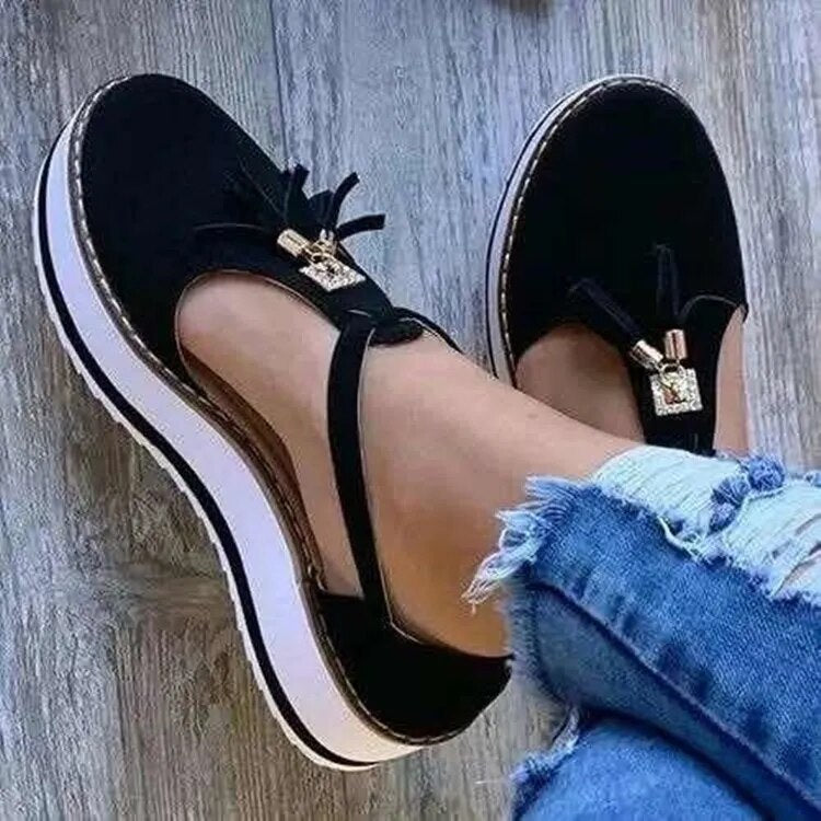 Lynor™ | Tassel Chic Loafer Step Bold