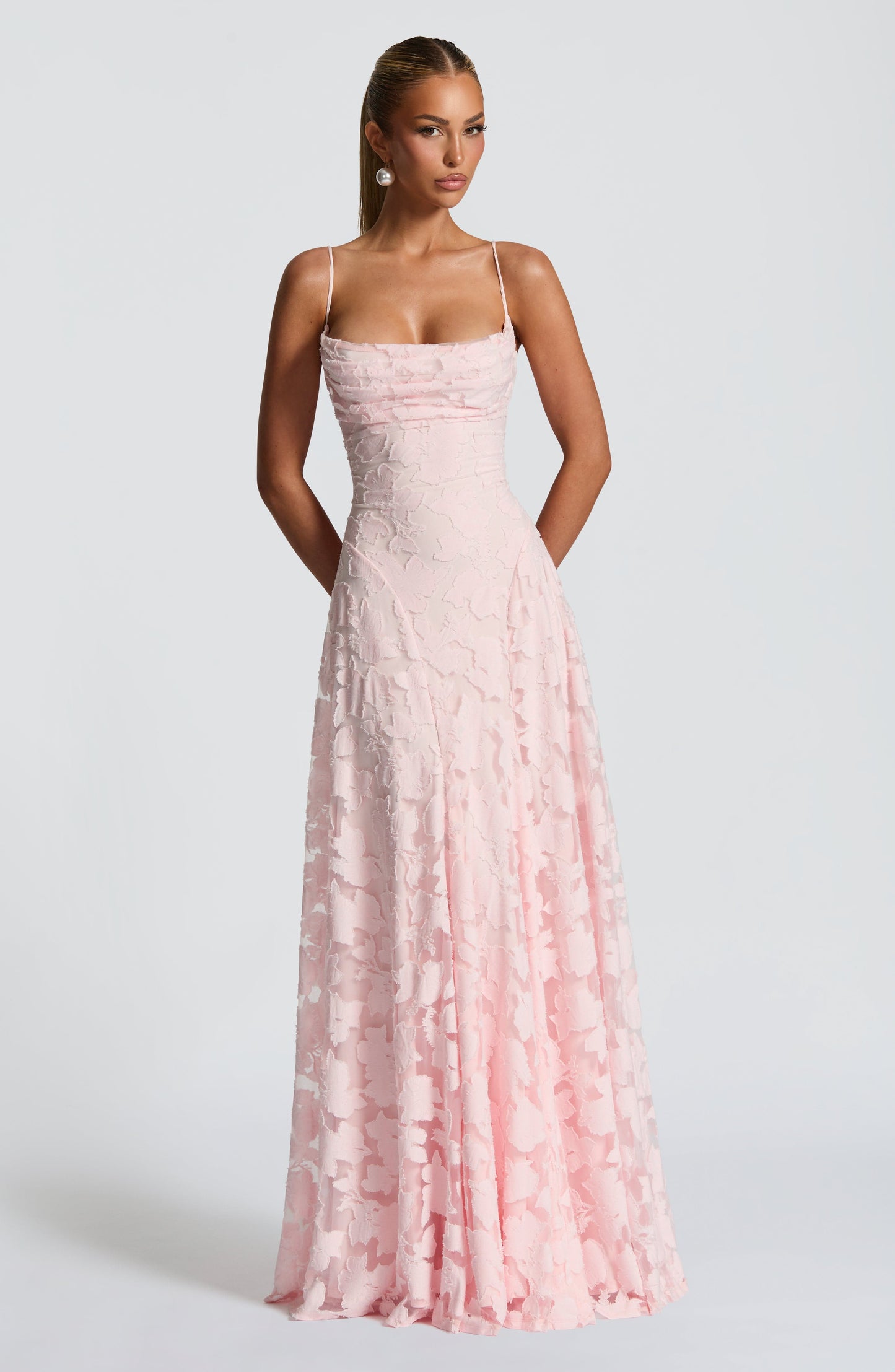 Lynor™ | Lace Maxi Dress