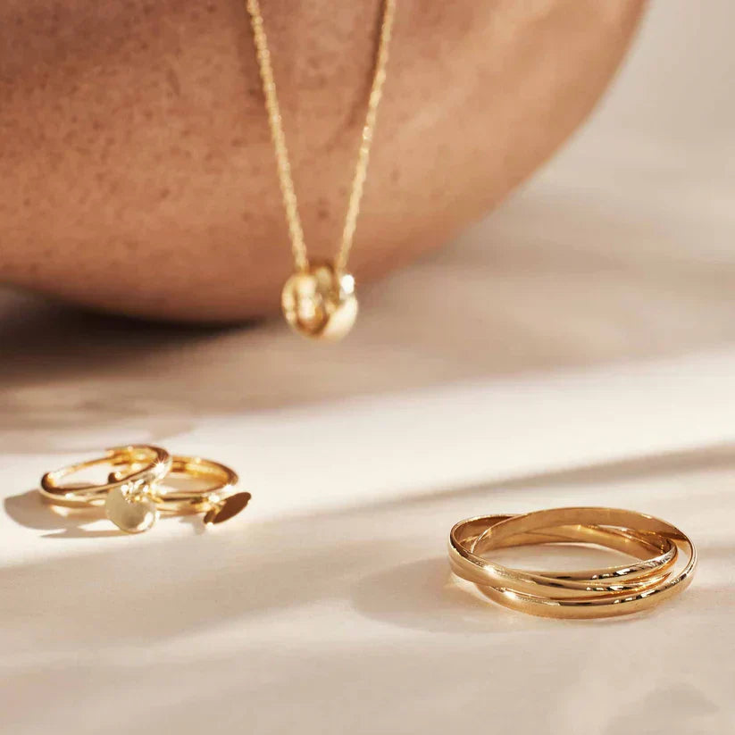 Lynor™ | Léna Trielle Ring – Elegant 14K Gold with a Modern Trio Design
