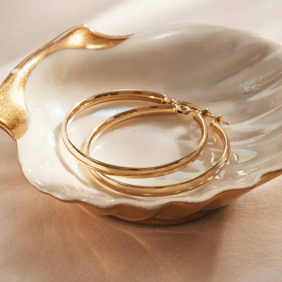 Lynor ™ | Refined 14K Gold with Sculptural Grace