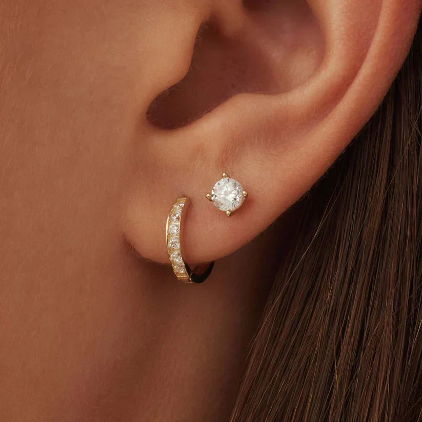 Lynor™ | Dara Brillane Earring Set – Sparkling 14K Gold with Radiant Elegance