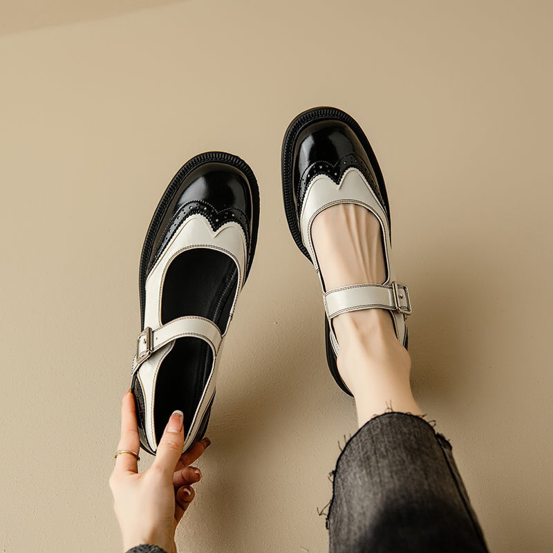 Lynor™ | Washed Cowhide Leather Flats – Rustic Elegance with Everyday Comfort