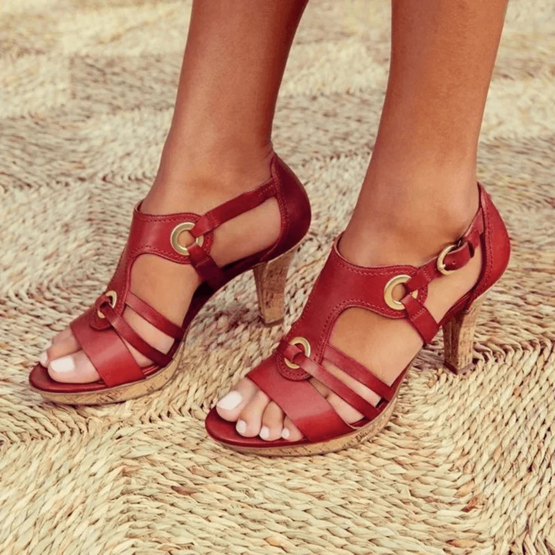 Lynor™ | Comfortable Heeled Sandals – Stylish Lift with All-Day Support