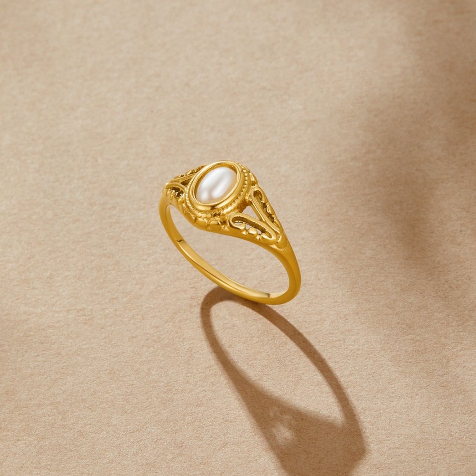 Lynor™ | Royal Vintage Pearl Ring
