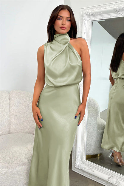 Lynor™ | Satin Long Dress with Halter Neckline