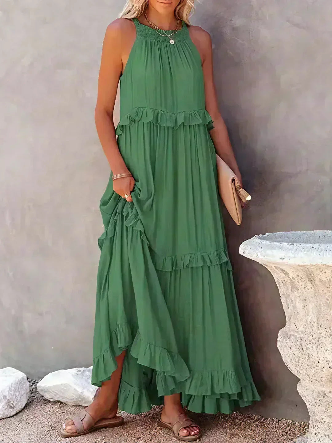 Lynor™ | Elegant Sleeveless Dress with Ruffles