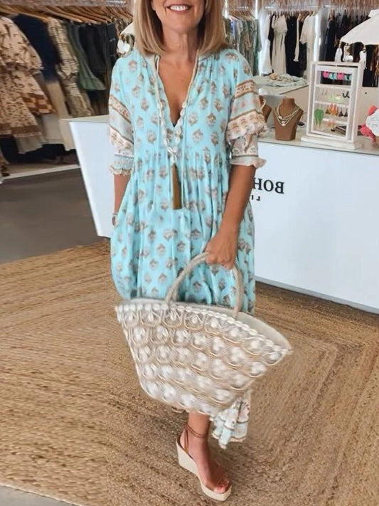 Lynor™ | Floral Dress – Chic V-Neck Style