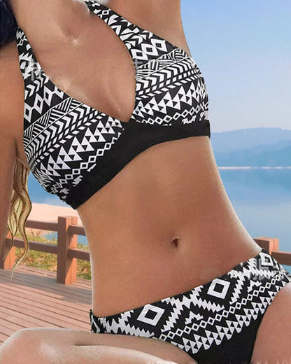 Lynor™ | Floral & Geometric Print Bikini for Bold Summer Vibes