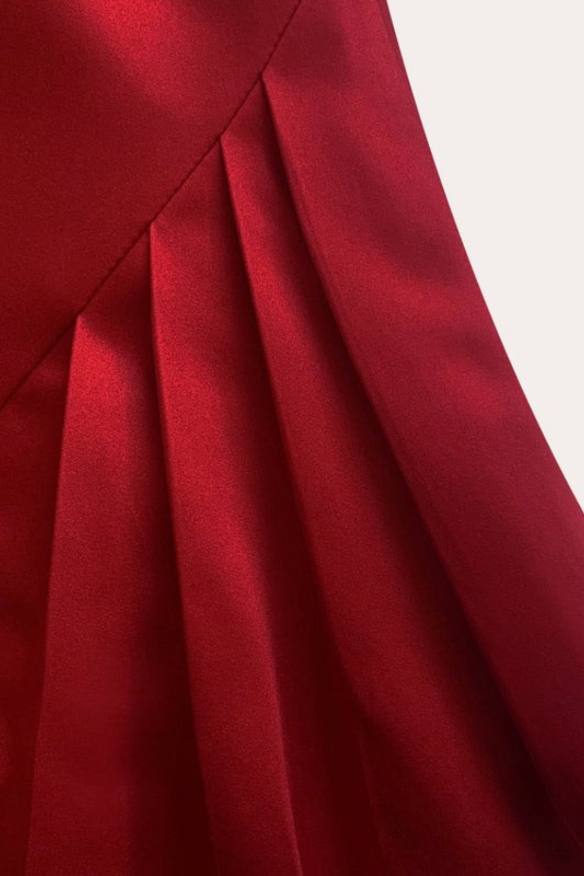 Lynor™ | Strapless Luxe Evening Dress Red