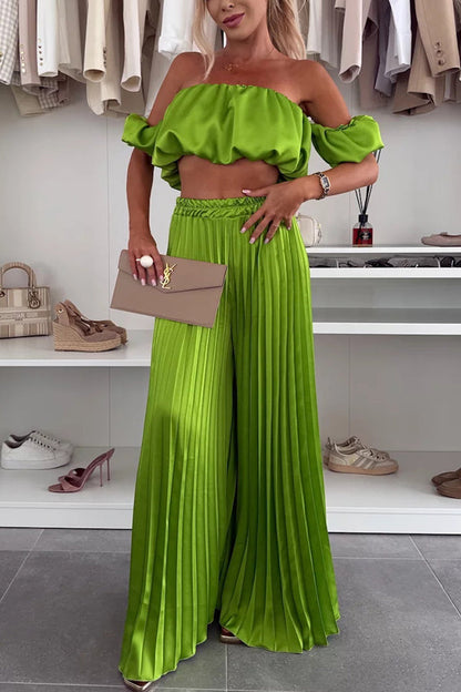 Lynor™ | Elegant Set – Off-Shoulder Crop Top & Wide-Leg Pleated Pants