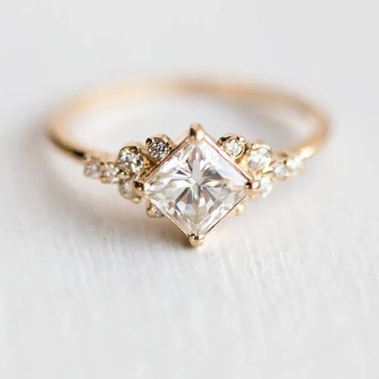 Lynor™ | Elegant Delysian Queen Ring