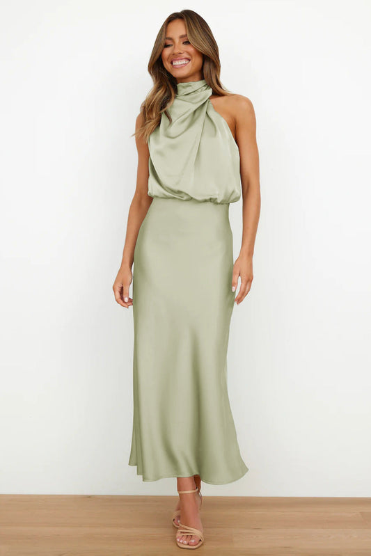 Lynor™ | Halter Neck Maxi Dress – Elegant Lines, Effortless Glamour