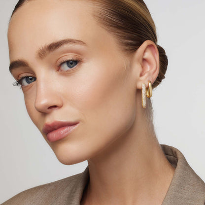 Lynor™ | Icon Pavé Rings – Bold 16K Gold Glamour with Sparkling Detail